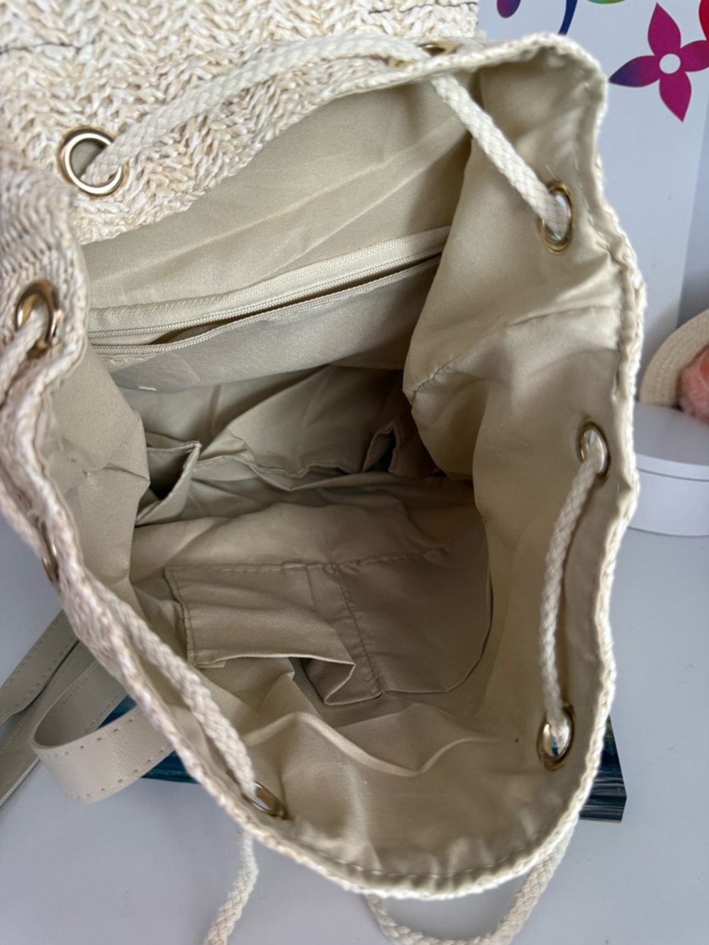 Backpack - Picture 5 of 7